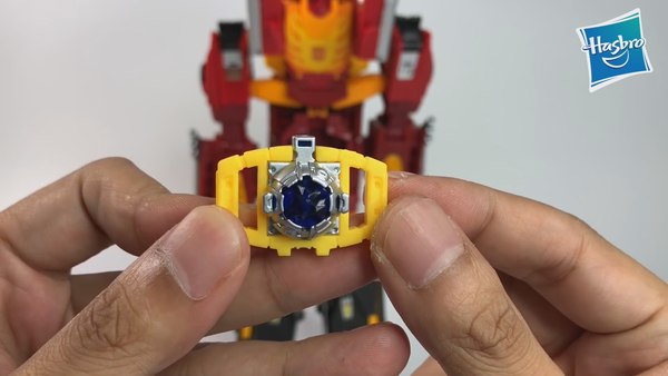 Power Of The Primes Leader Wave 1 Rodimus Prime Chinese Video Review With Screenshots 56 (56 of 76)